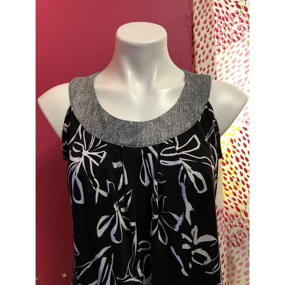 ROBERT LOUIS Black White Grey Top Sleeveless Floral Scoop Neck Small - Picture 2 of 5